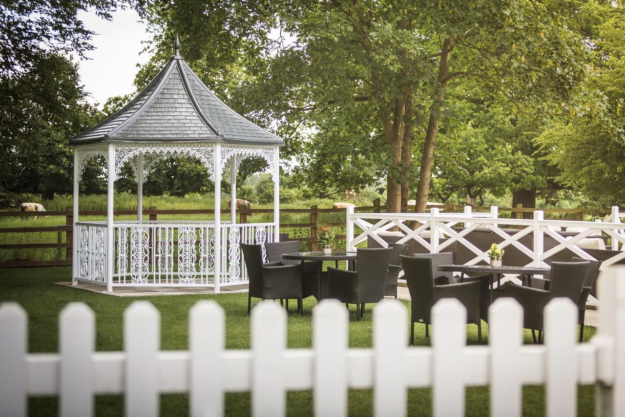Worldhotels Distinctive Woughton House Hotel Milton Keynes Zewnętrze zdjęcie