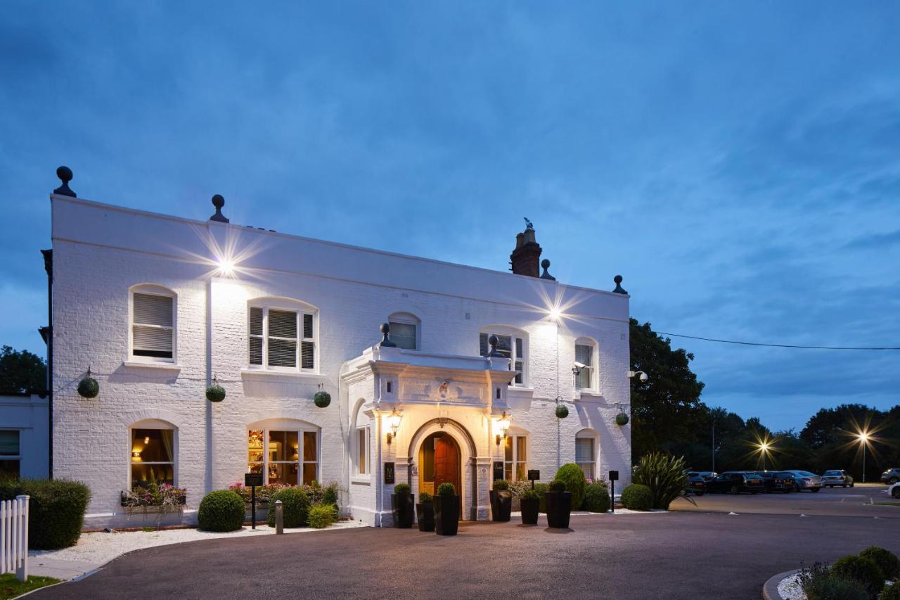 Worldhotels Distinctive Woughton House Hotel Milton Keynes Zewnętrze zdjęcie